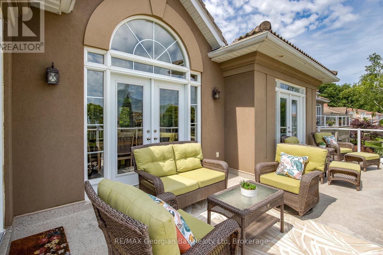 422 ABERDEEN BOULEVARD - 23
