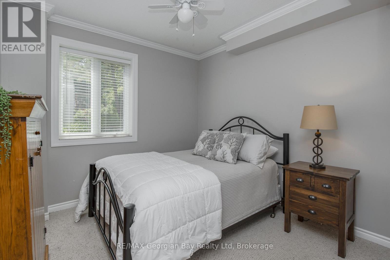 422 ABERDEEN BOULEVARD - 29