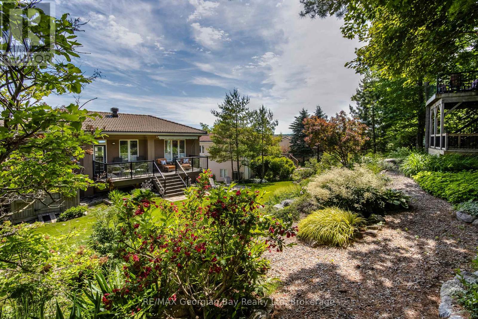 422 ABERDEEN BOULEVARD - 33