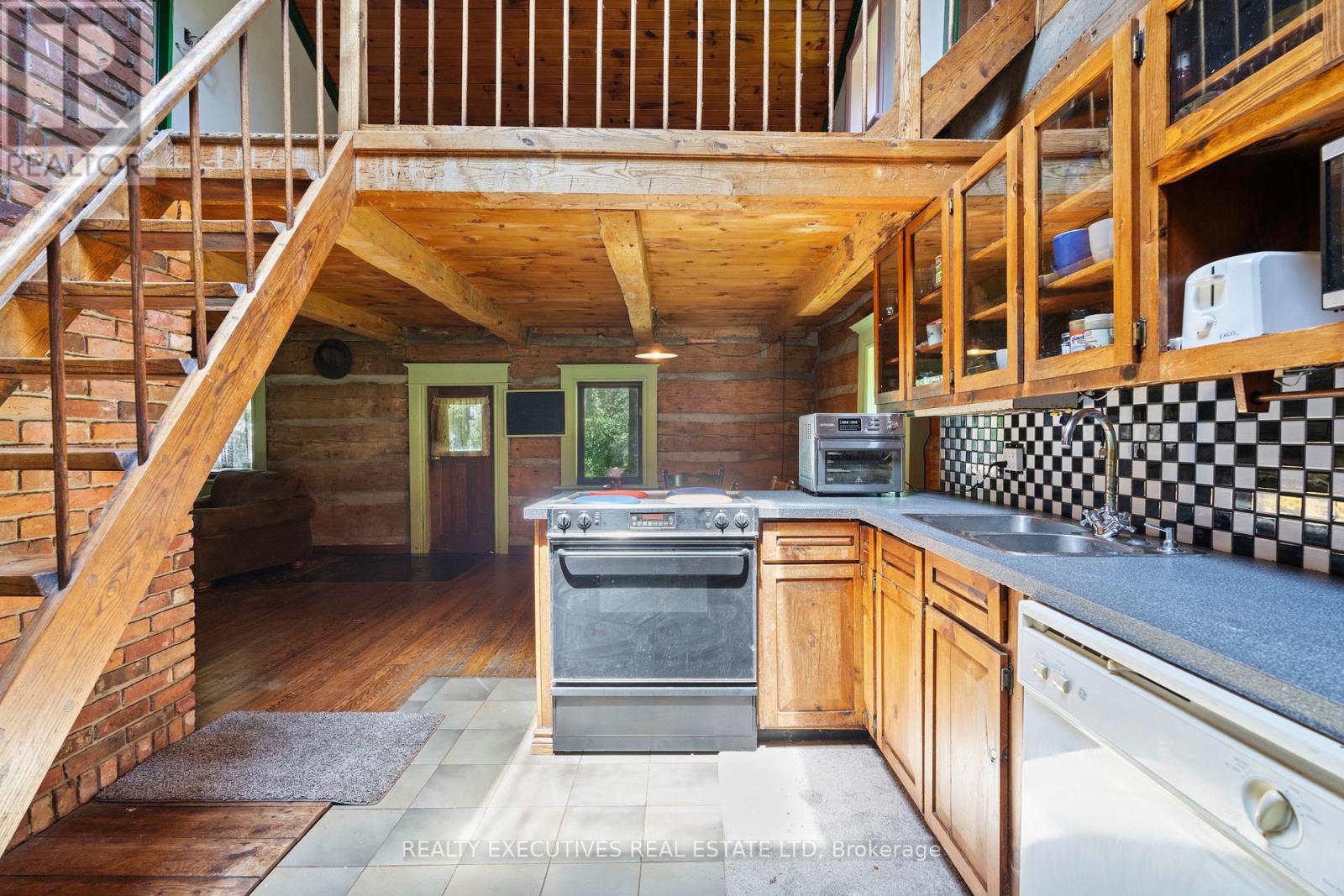 10550 HULBERT ROAD - 25
