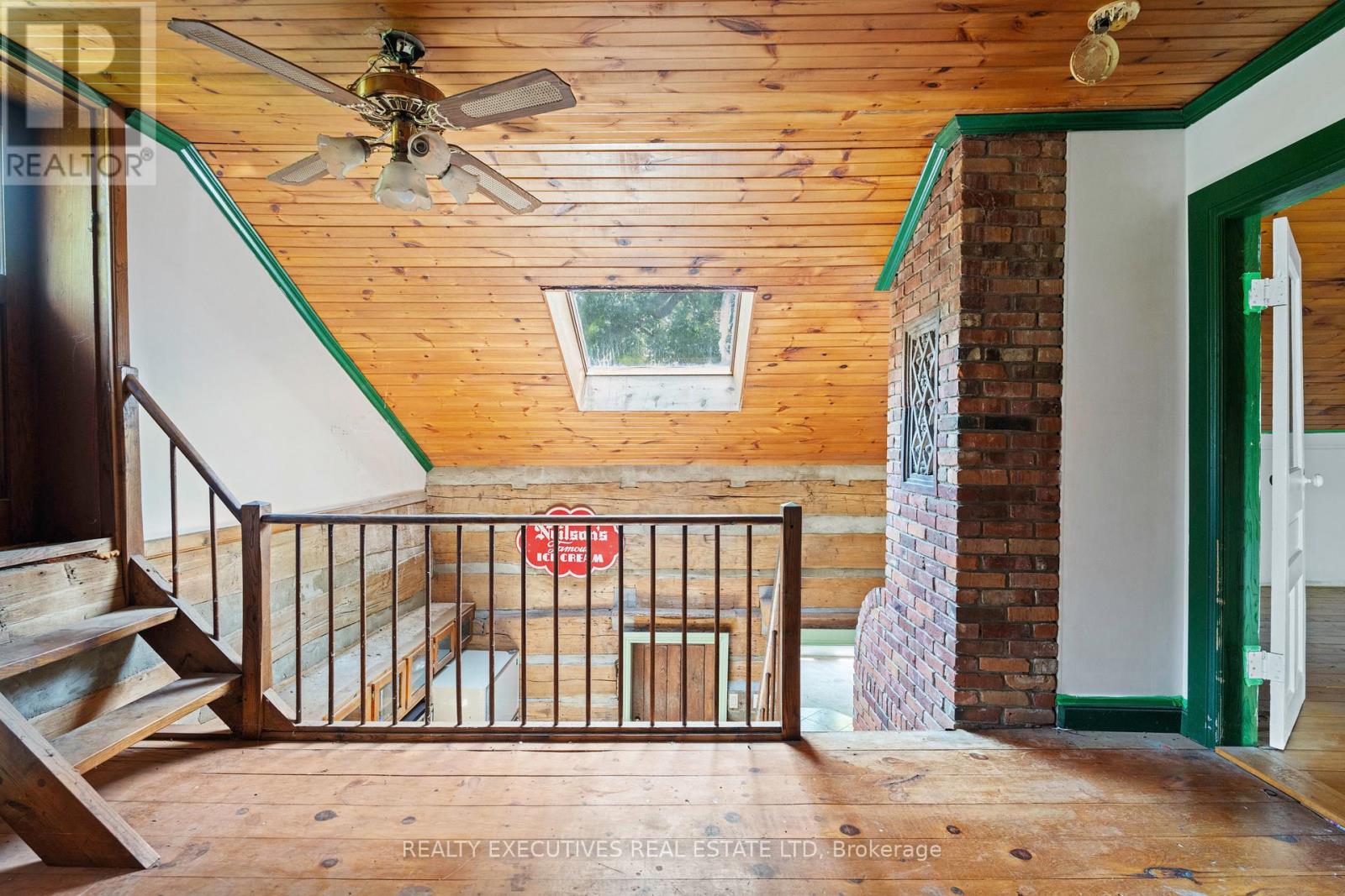 10550 HULBERT ROAD - 32