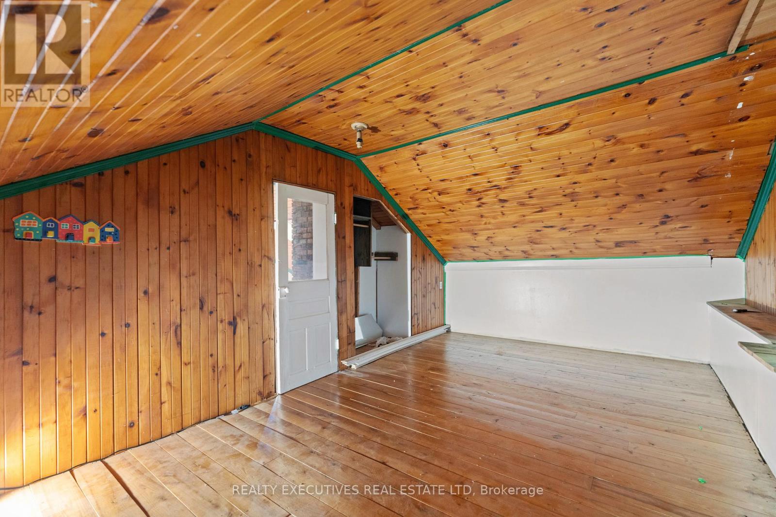 10550 HULBERT ROAD - 36