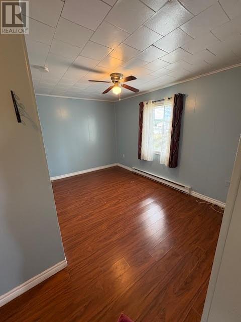 9 Buttons Hill - 25