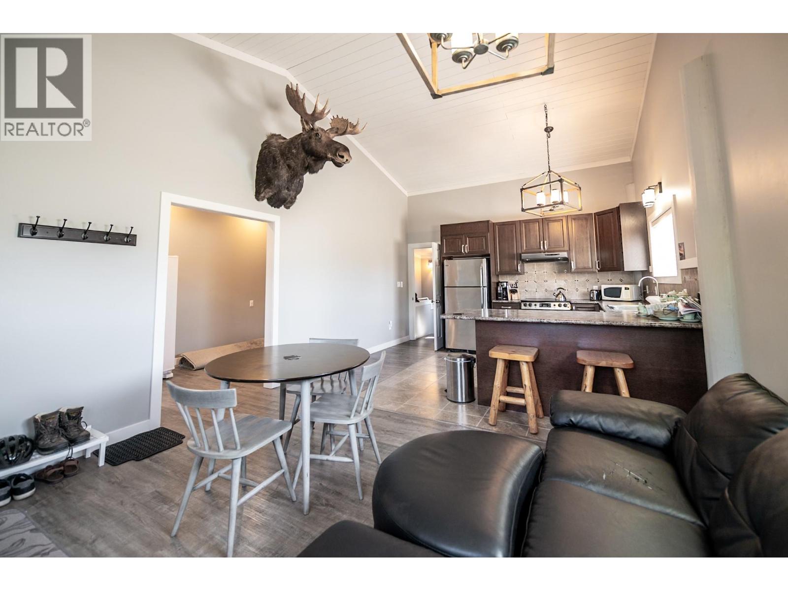 8898 Grainger Road - 11