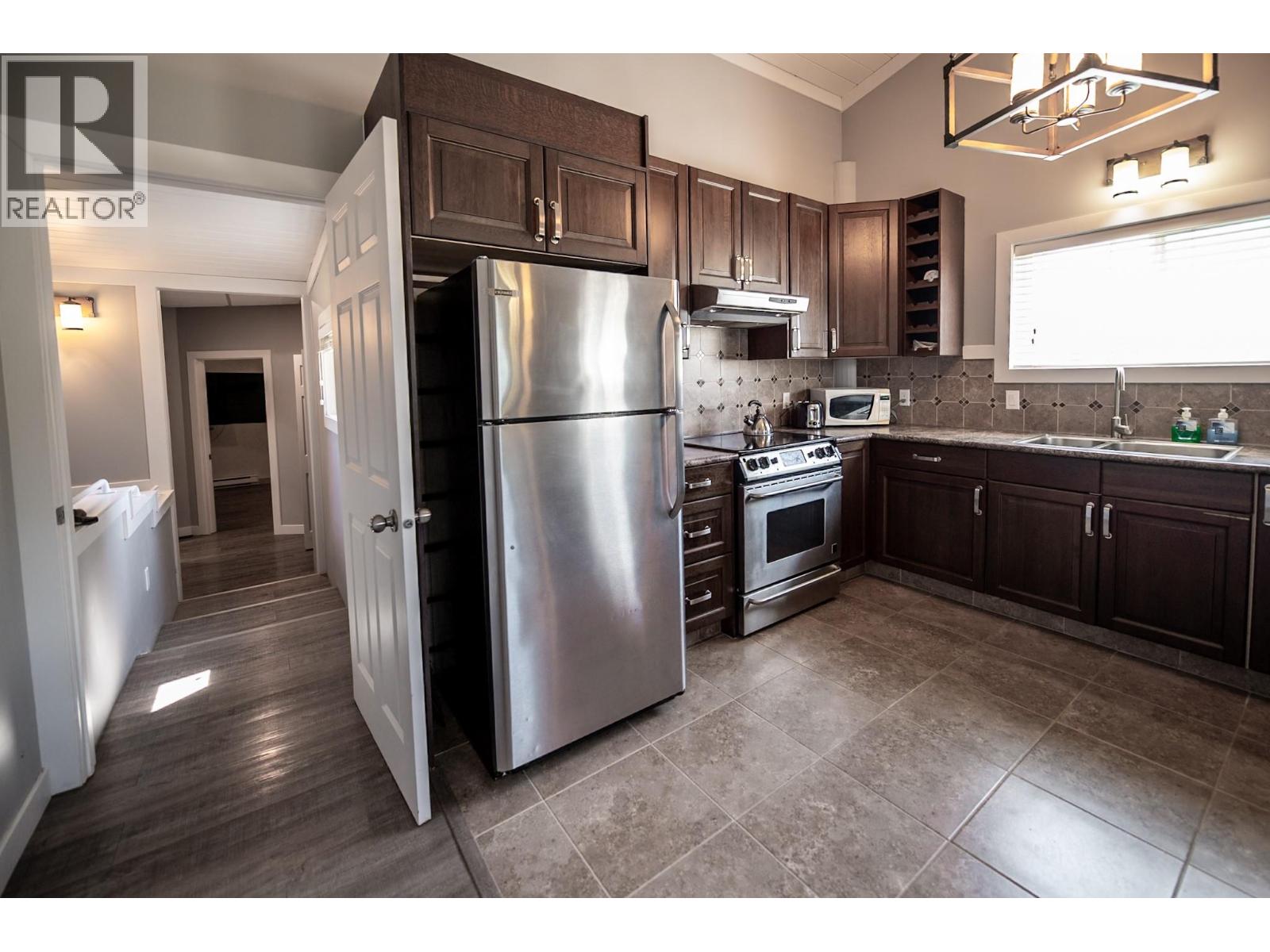 8898 Grainger Road - 14