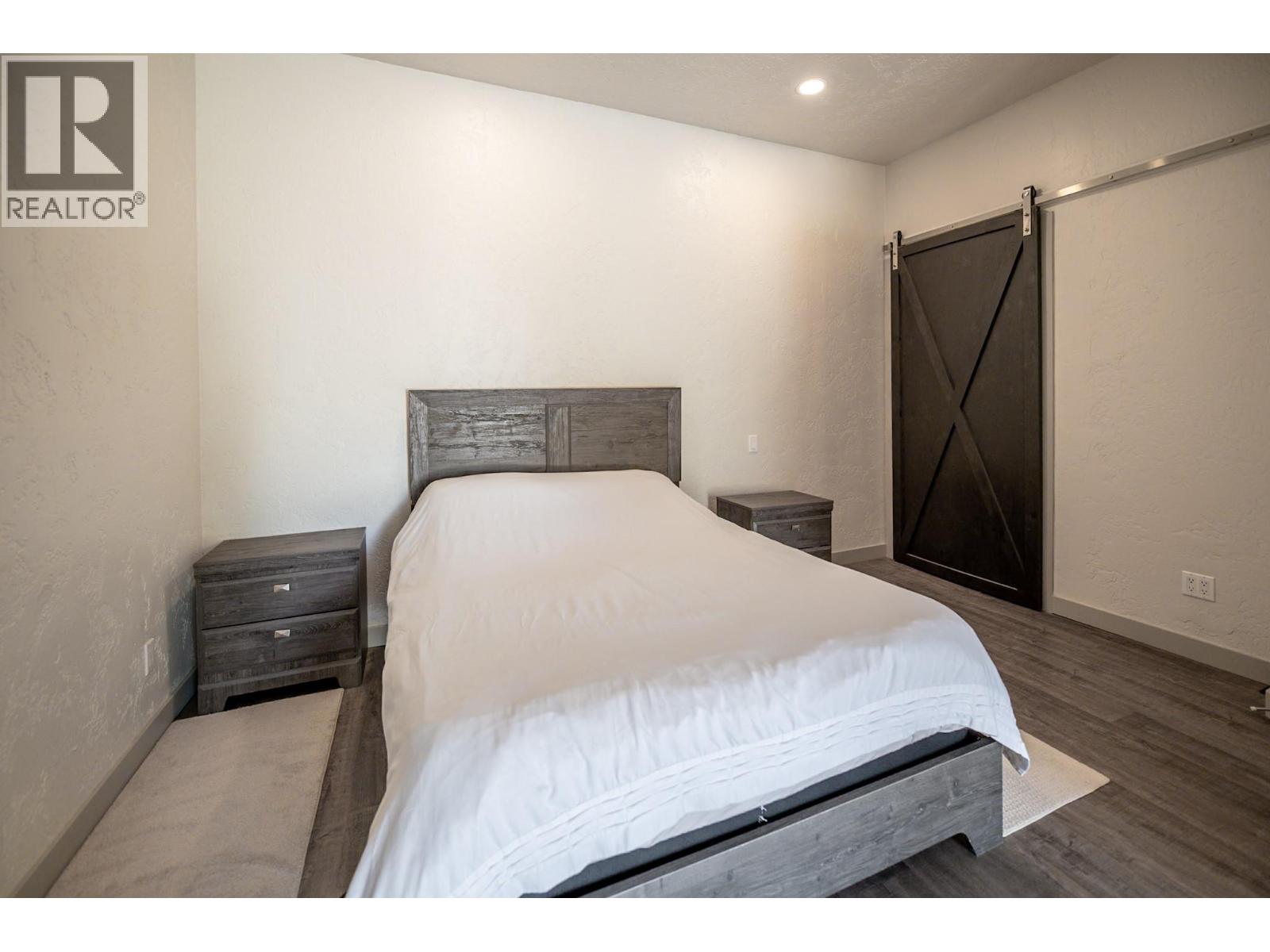 8898 Grainger Road - 20