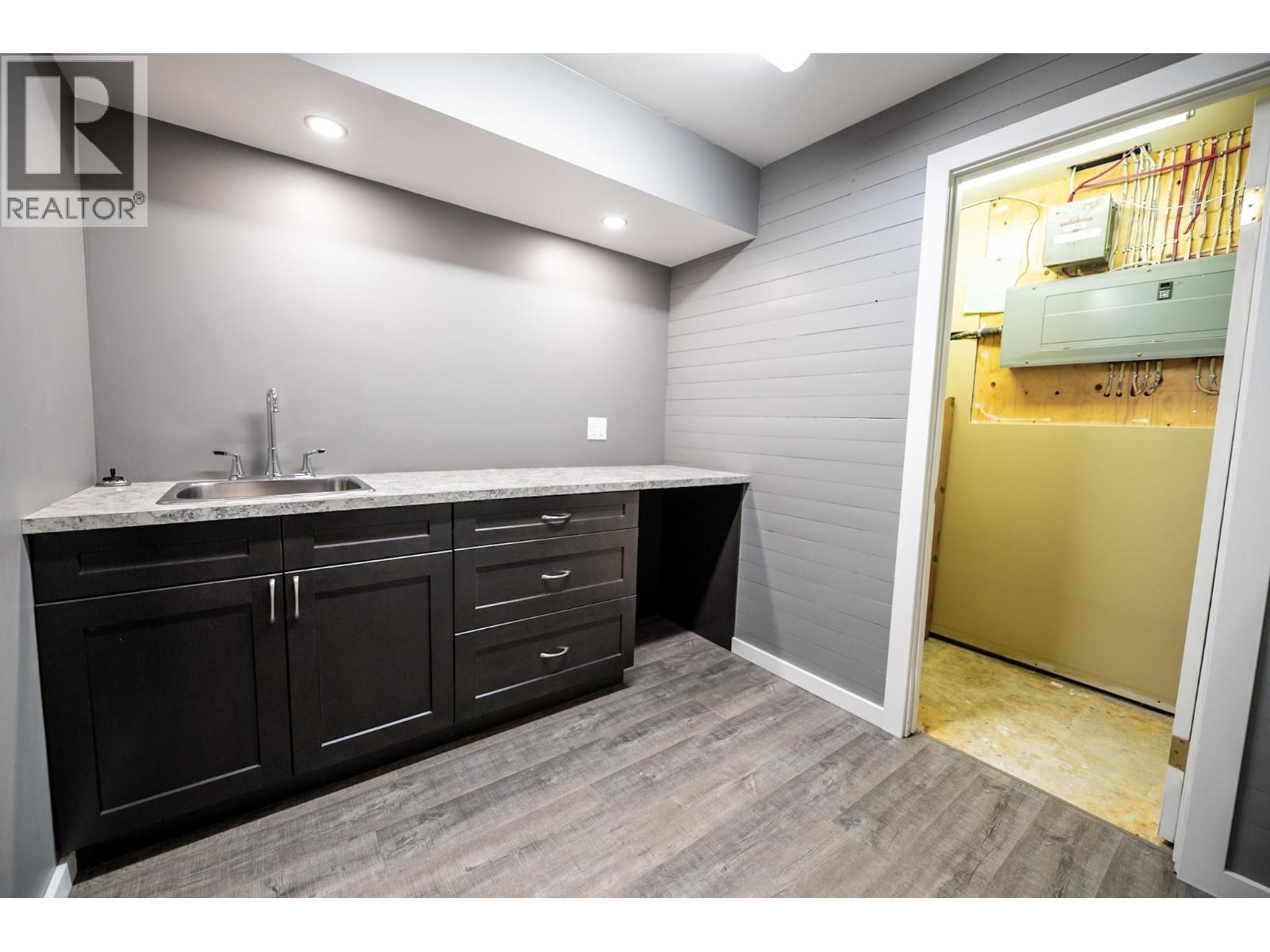 8898 Grainger Road - 47