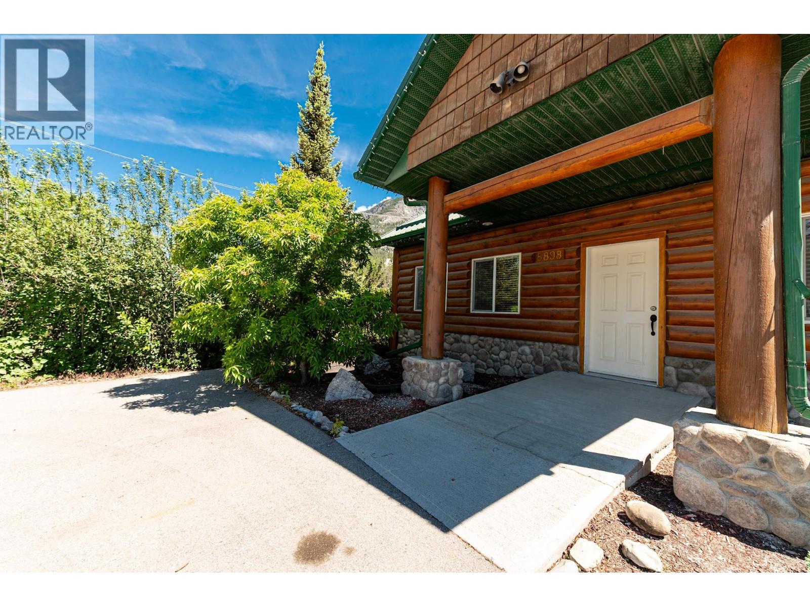 8898 Grainger Road - 2