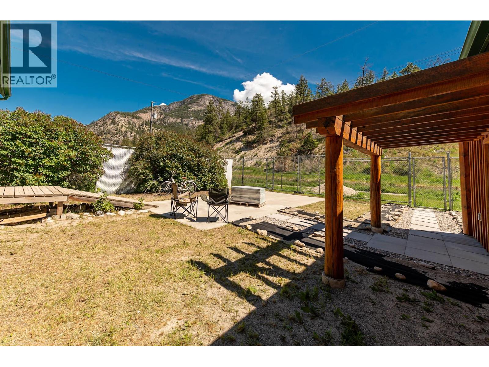 8898 Grainger Road - 25