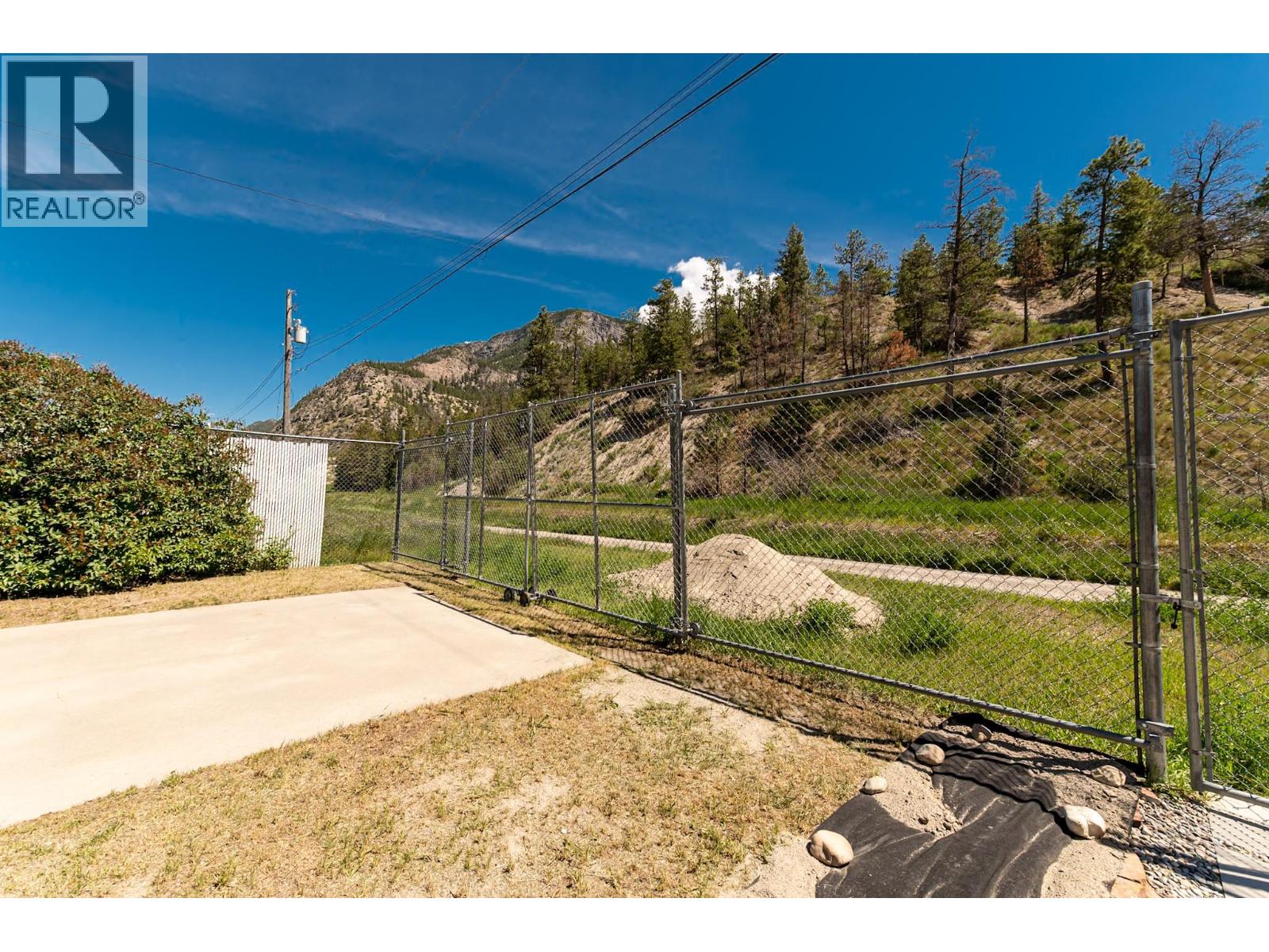 8898 Grainger Road - 28