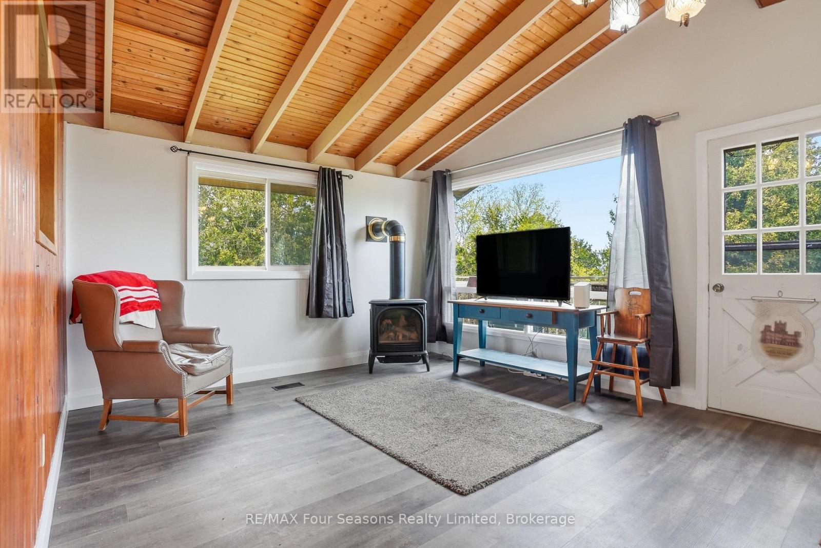 220 HIDDEN LAKE ROAD - 15