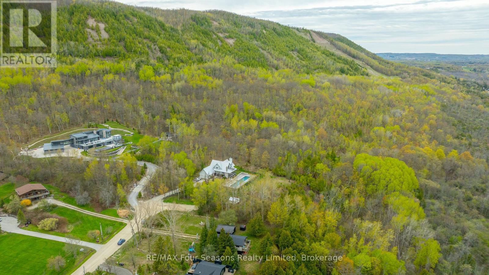 220 HIDDEN LAKE ROAD - 2