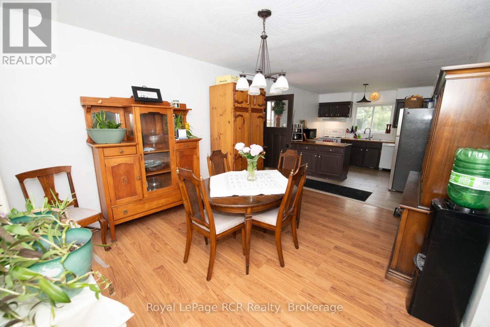 7589 HIGHWAY 89 E - 25