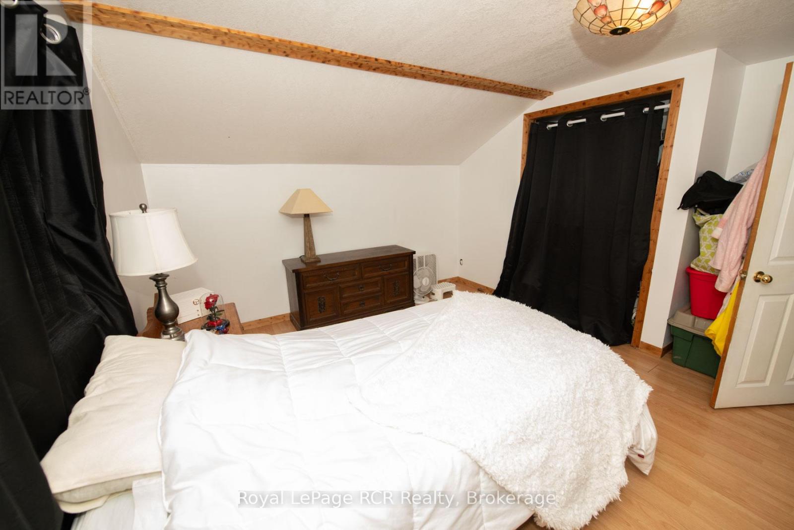 7589 HIGHWAY 89 E - 43