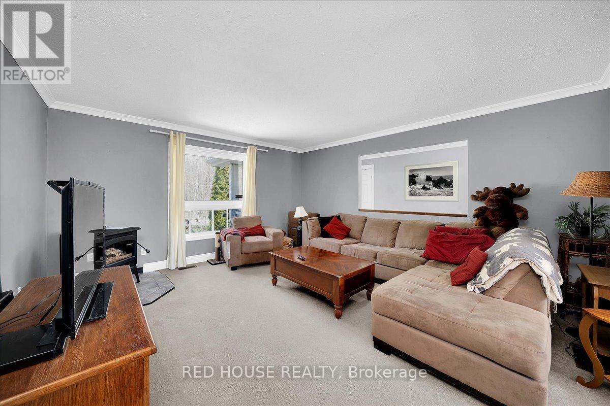 32 MCLEISH DRIVE - 11