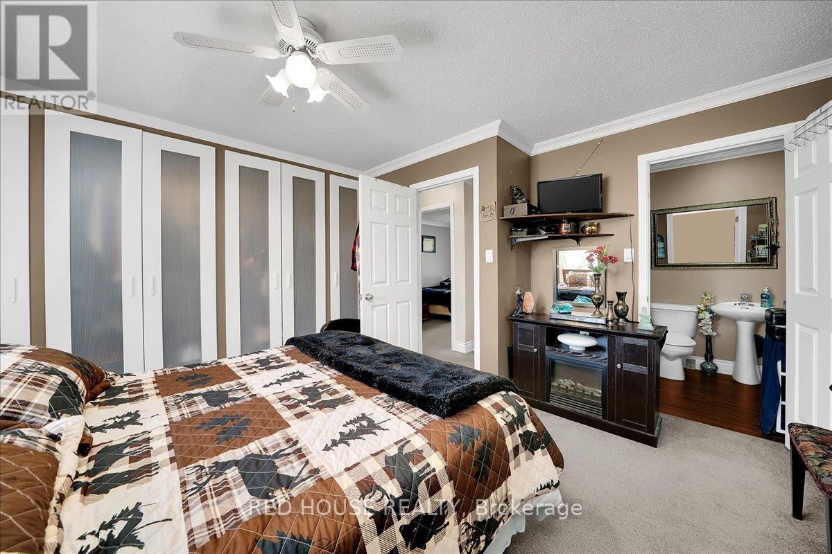 32 MCLEISH DRIVE - 15