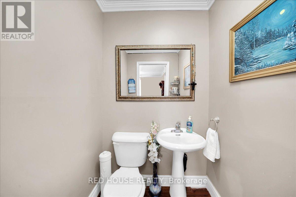 32 MCLEISH DRIVE - 16
