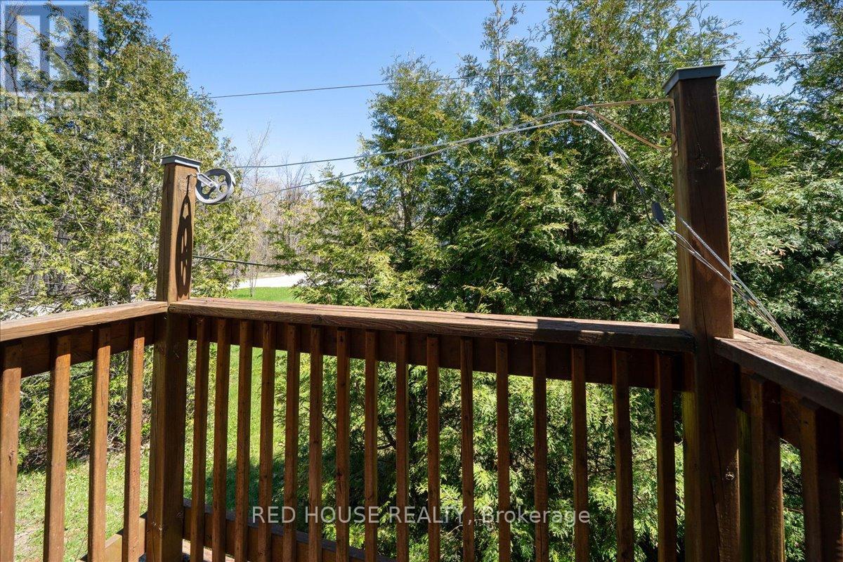 32 MCLEISH DRIVE - 22