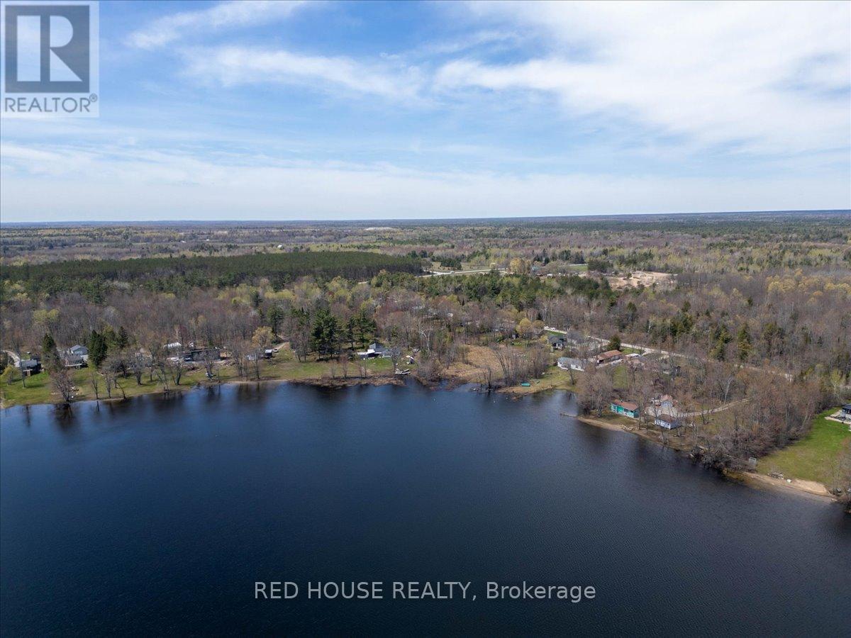32 MCLEISH DRIVE - 38