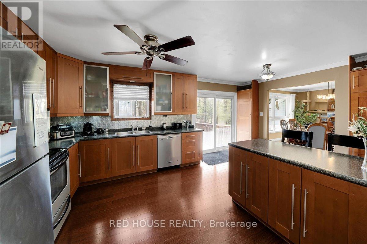 32 MCLEISH DRIVE - 8