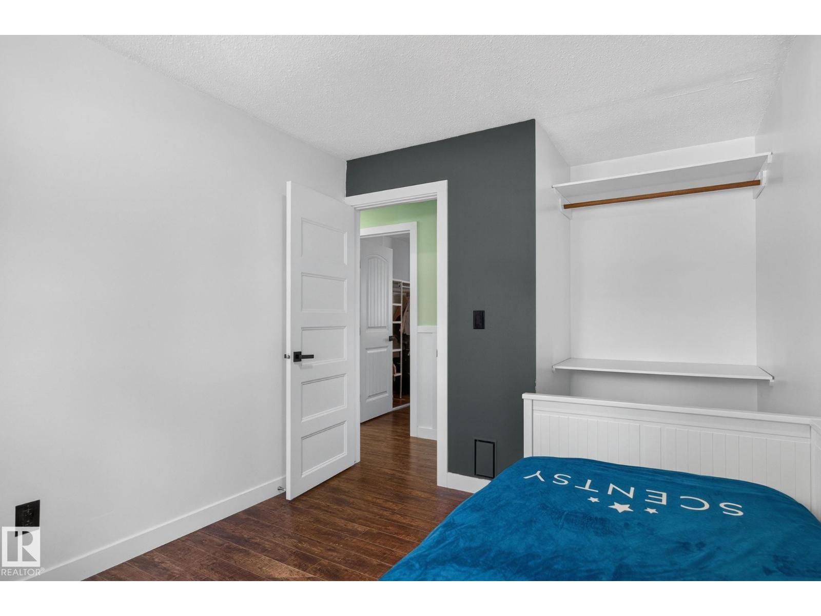 8517 95 B AV — photo 26