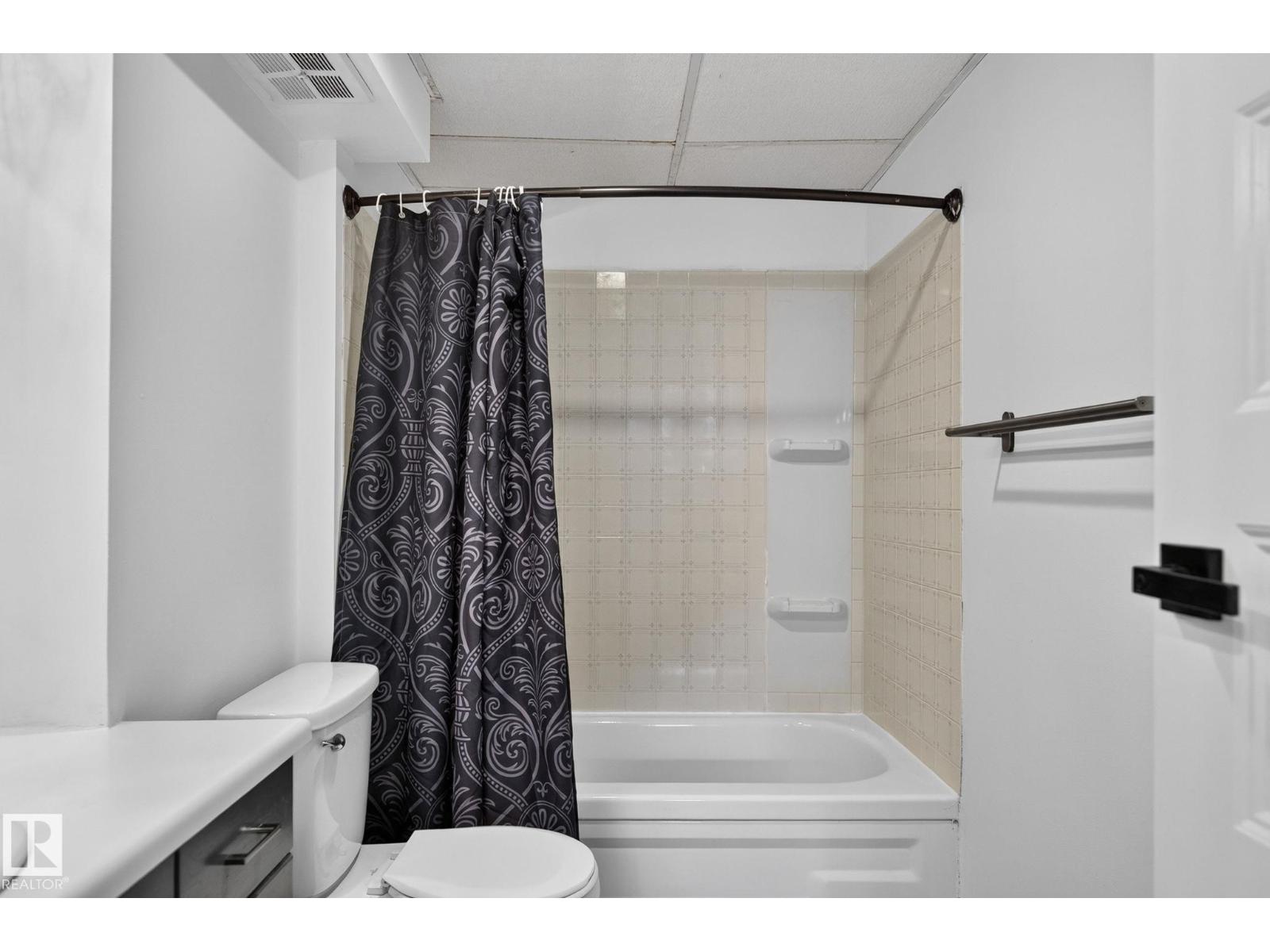 8517 95 B AV — photo 32