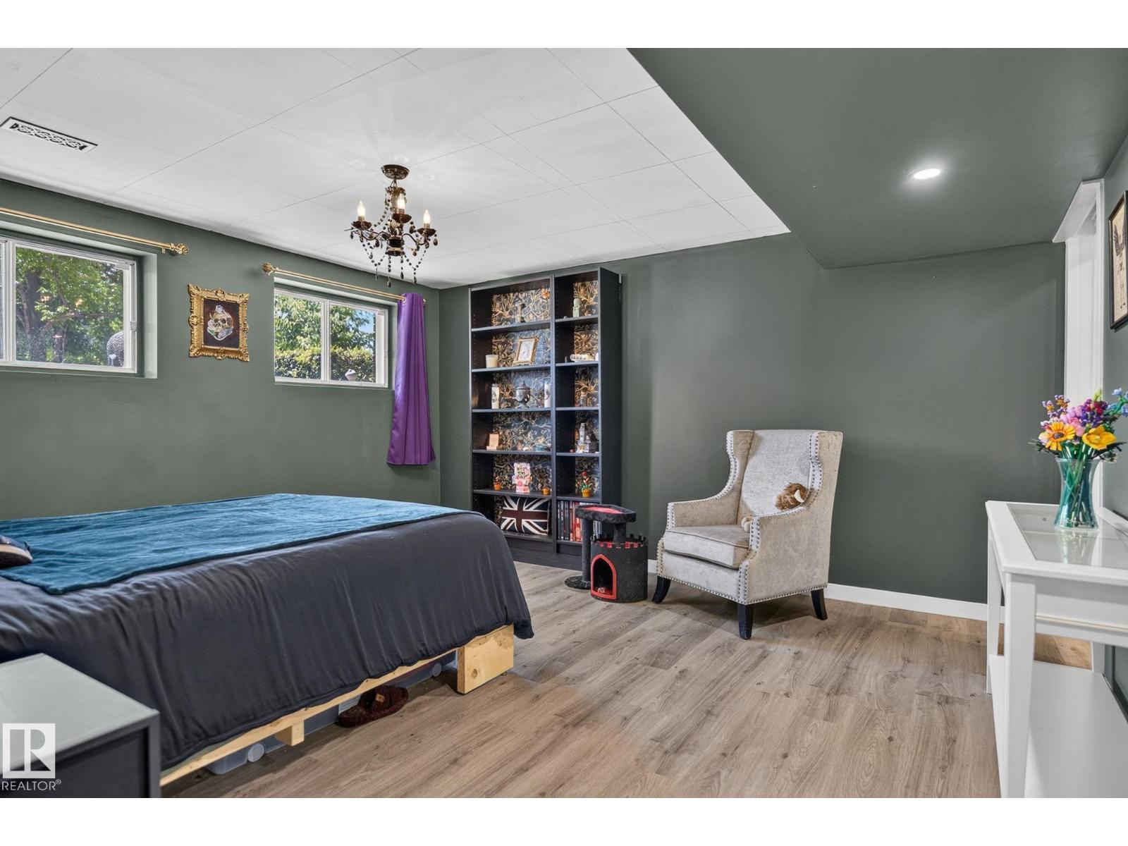 8517 95 B AV — photo 34