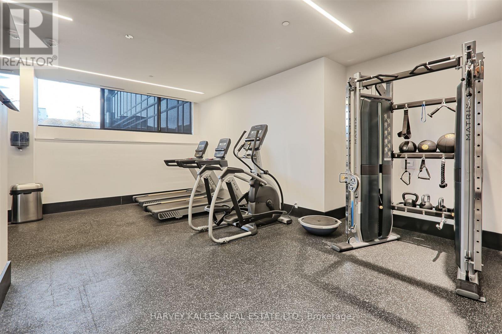 #412 4208 DUNDAS STREET W - 27