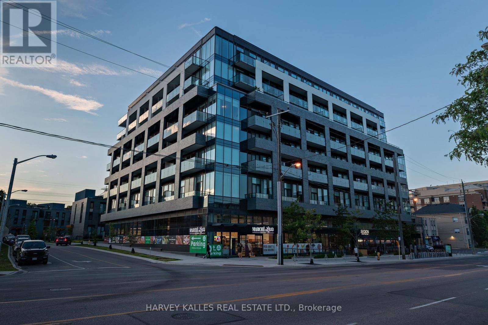 #412 4208 DUNDAS STREET W - 38