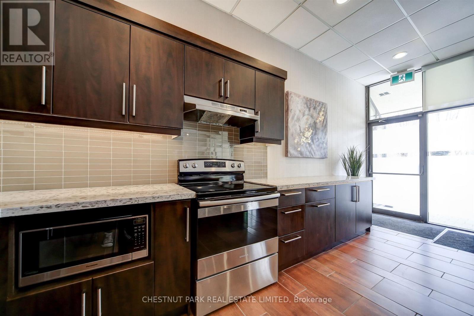#1501 75 WYNFORD HEIGHTS CRESCENT - 37