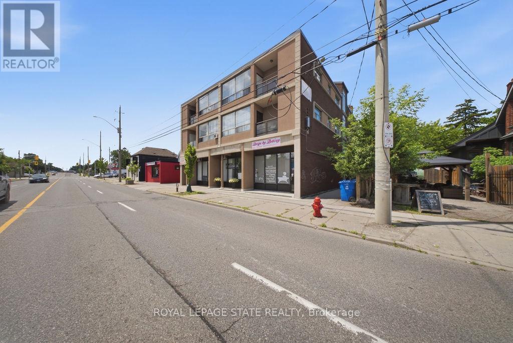 600 UPPER WELLINGTON STREET - 6