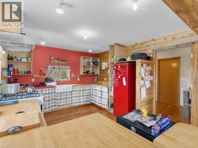 96750 ALASKA HIGHWAY - 36