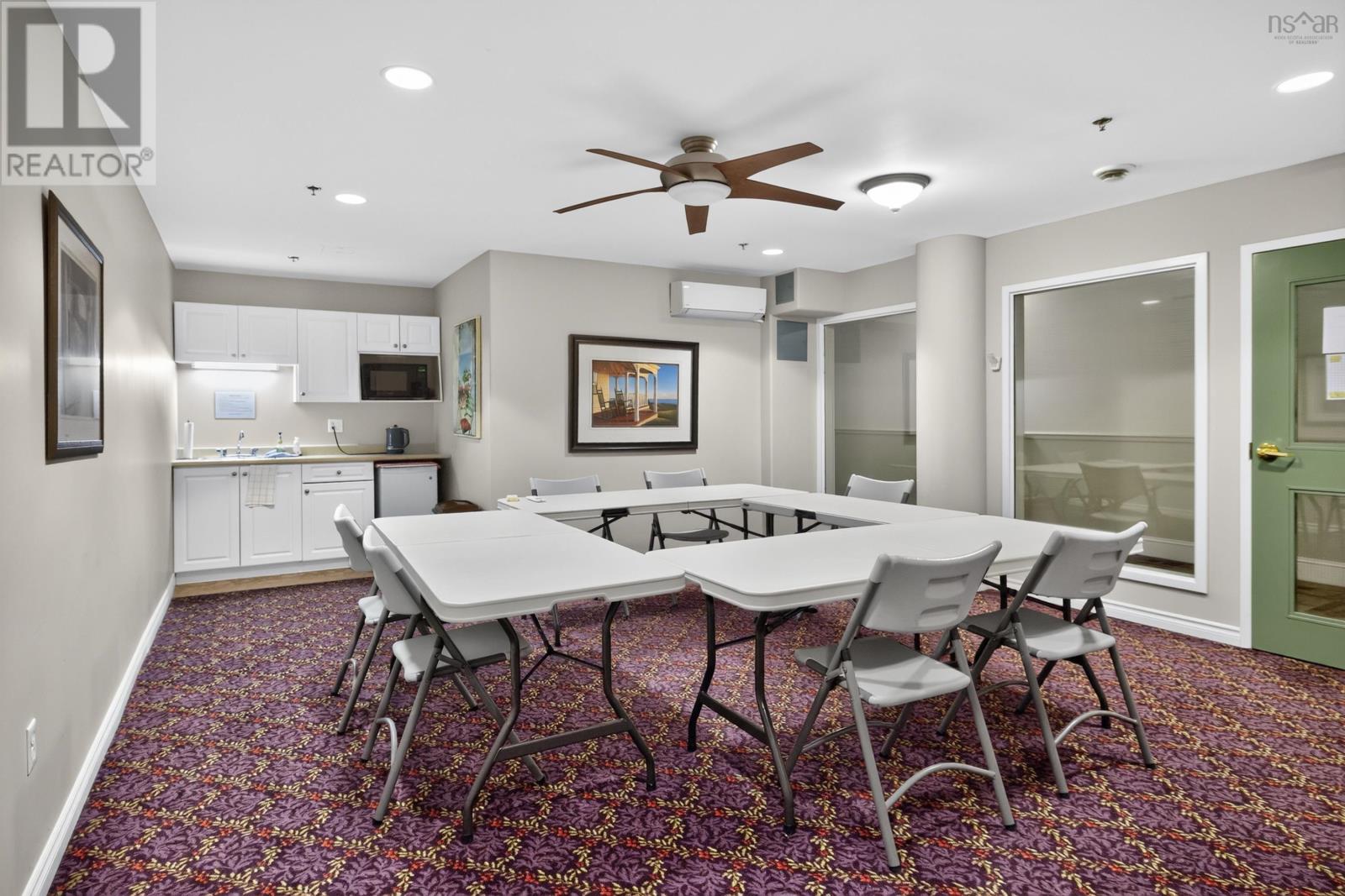 #304 114 Regency Park Drive - 30