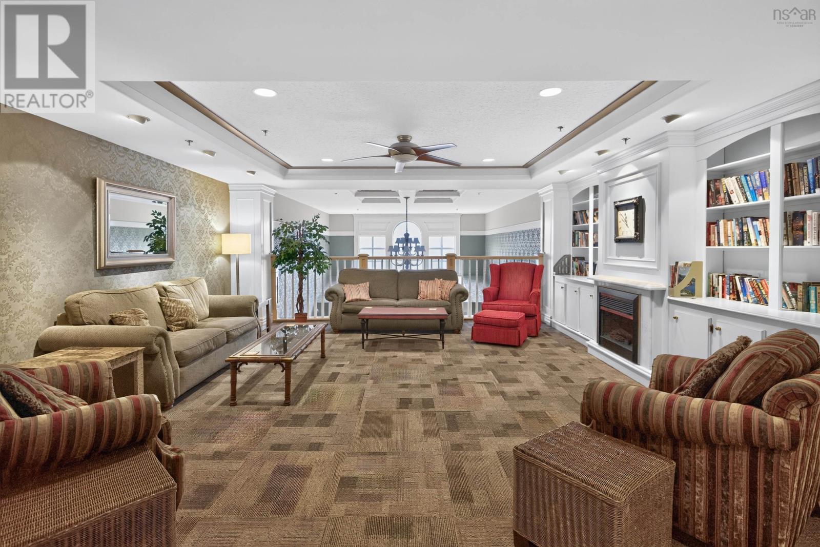 #304 114 Regency Park Drive - 31