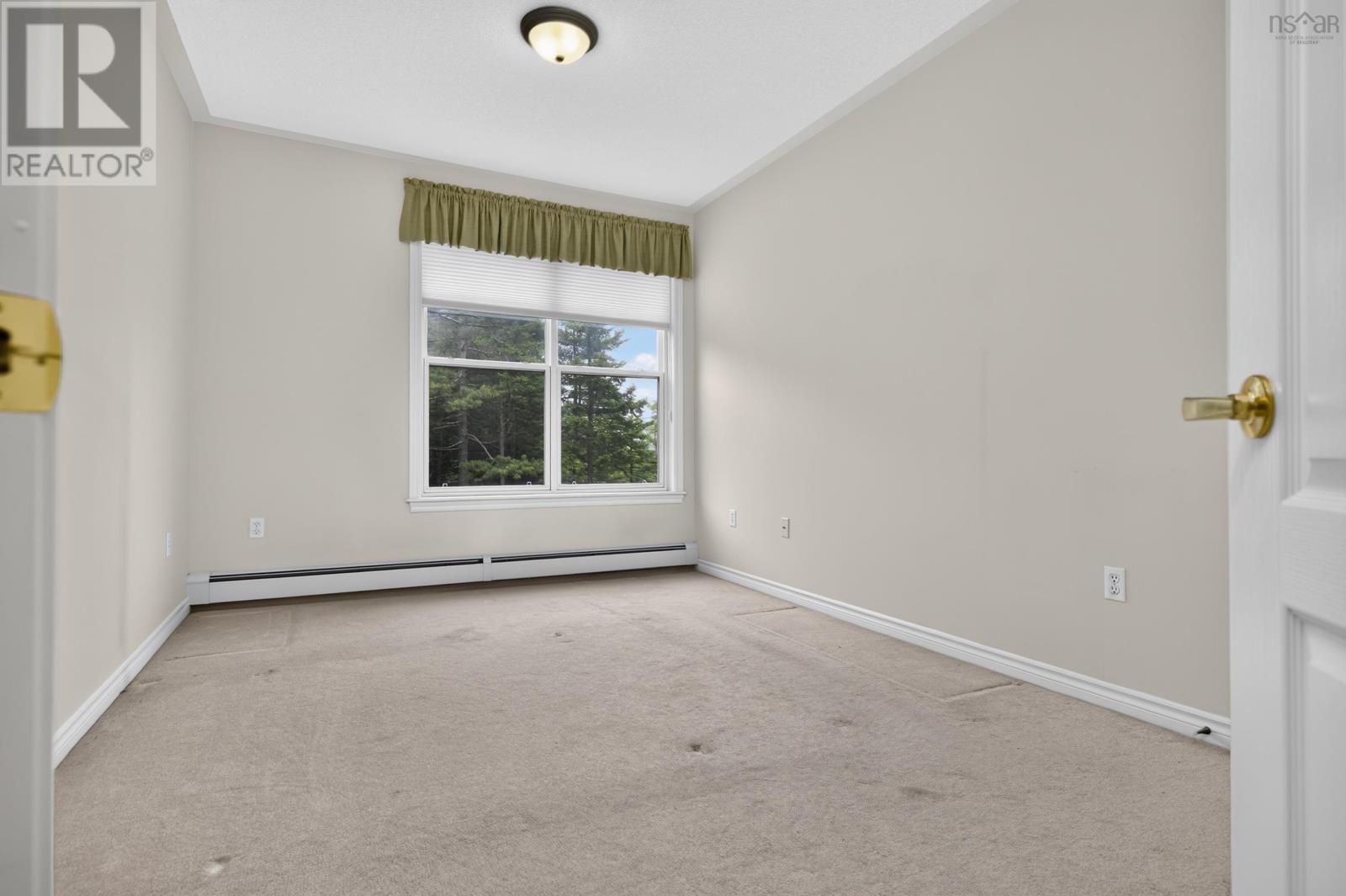 #304 114 Regency Park Drive - 22