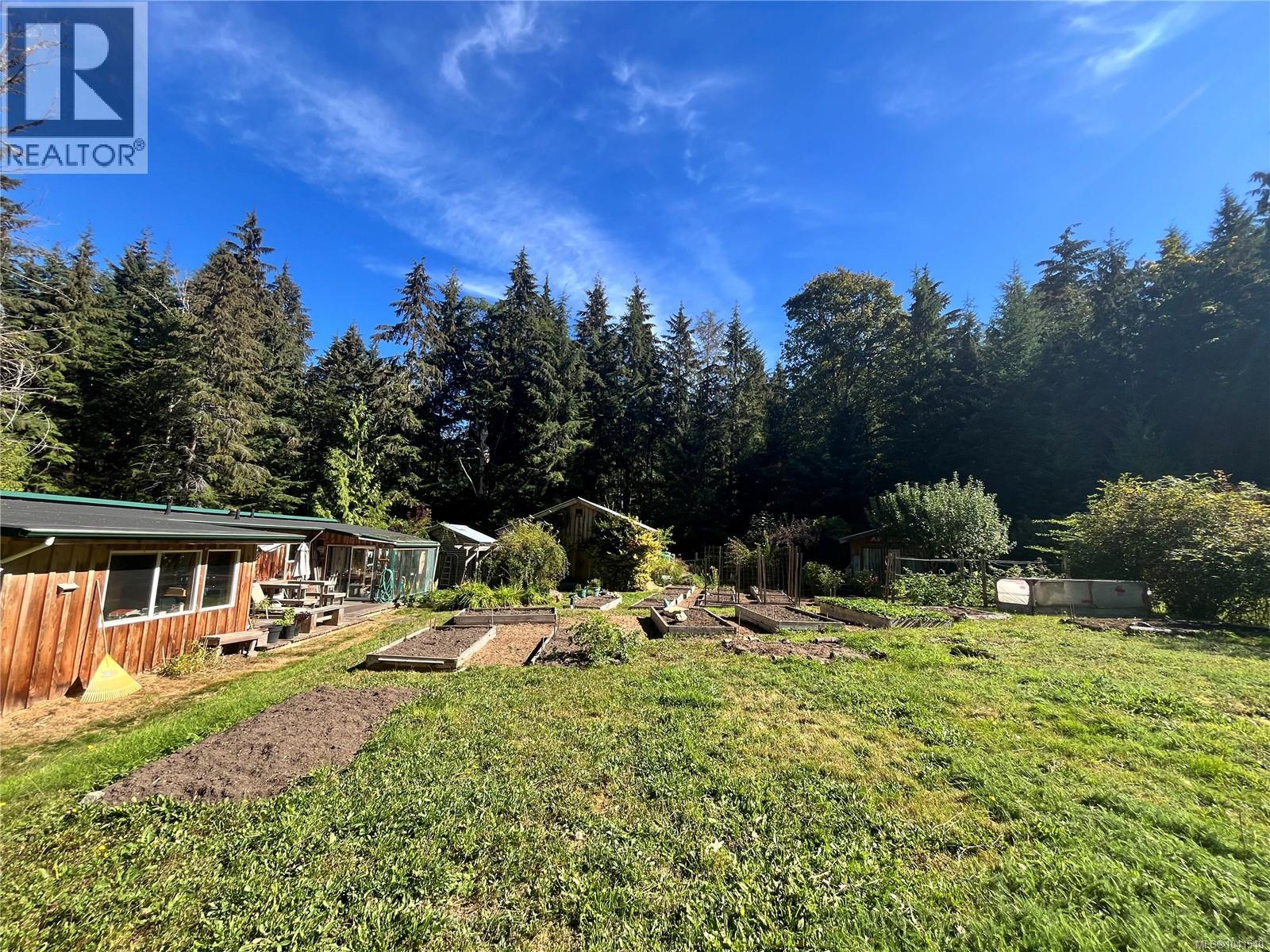 323 Sawmill Rd - 32
