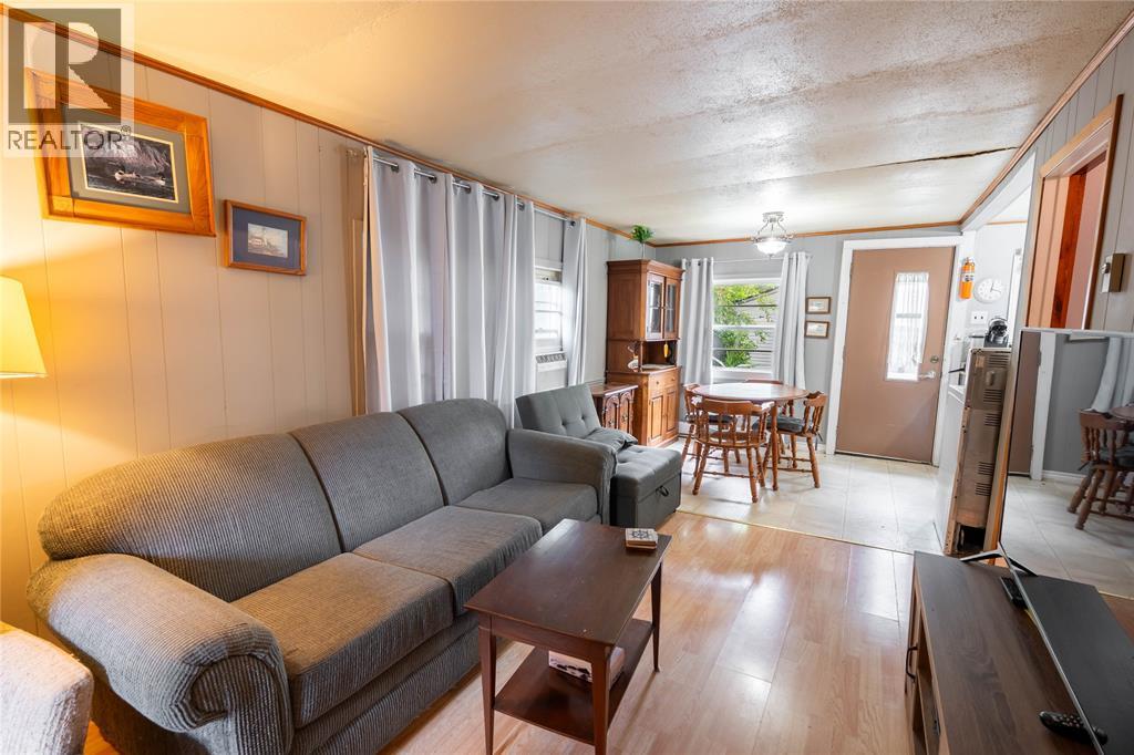 6288 SPRUCE STREET - 33