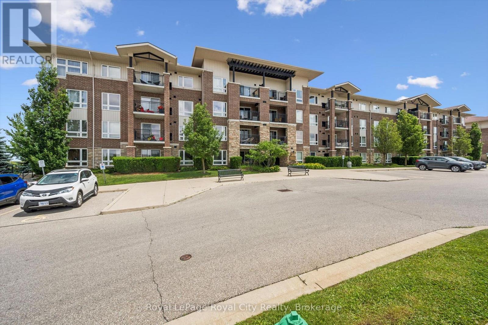 #111 67 KINGSBURY SQUARE - 27
