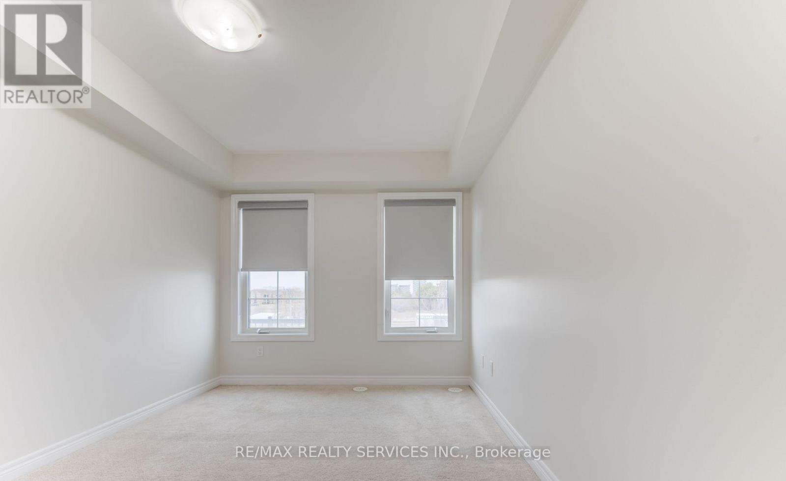 #4 2205 LILLYKIN STREET - 10