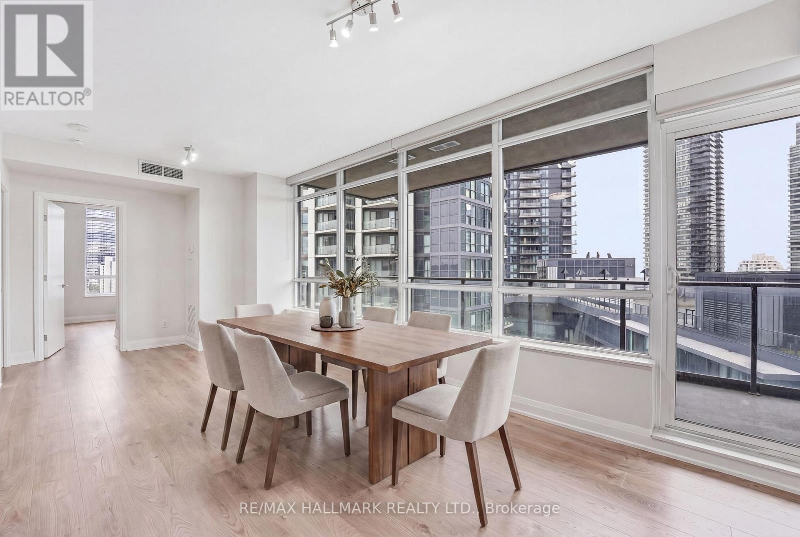 #710 36 PARK LAWN ROAD - 2