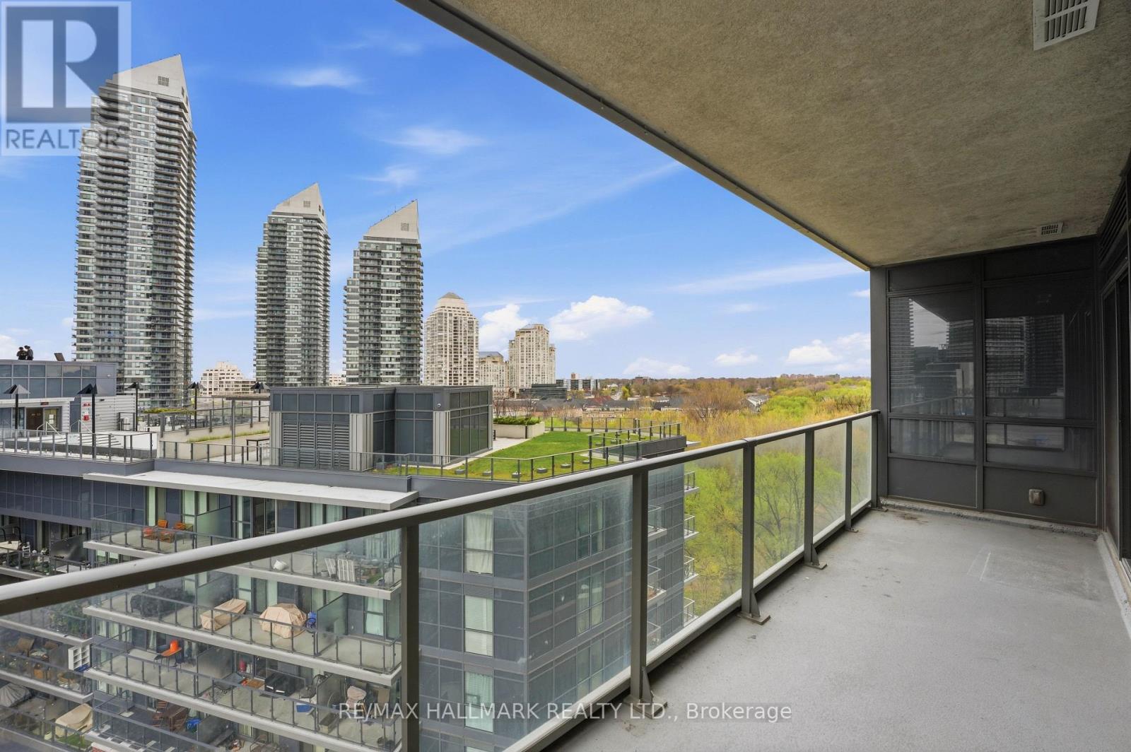 #710 36 PARK LAWN ROAD - 20
