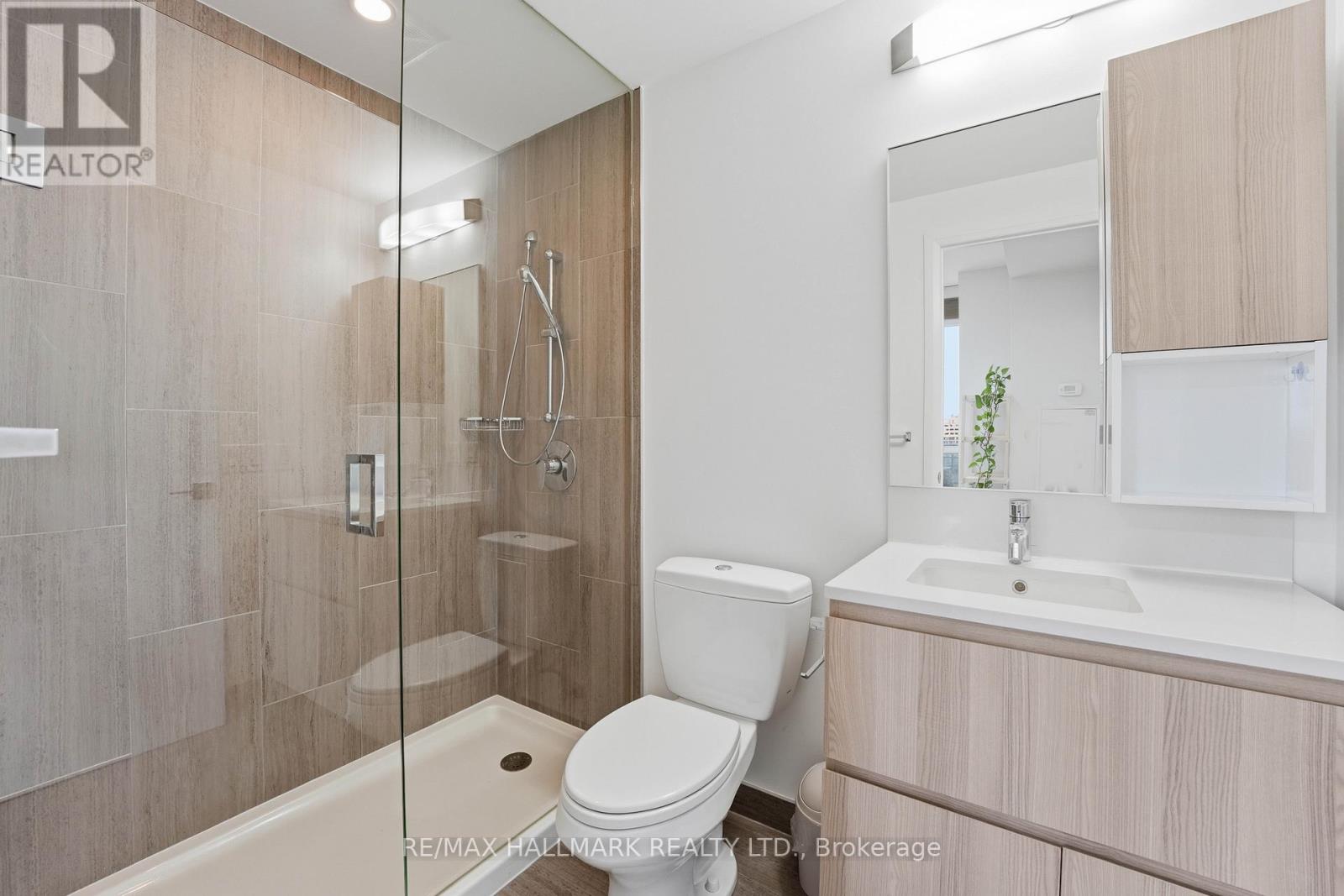 #710 36 PARK LAWN ROAD - 6
