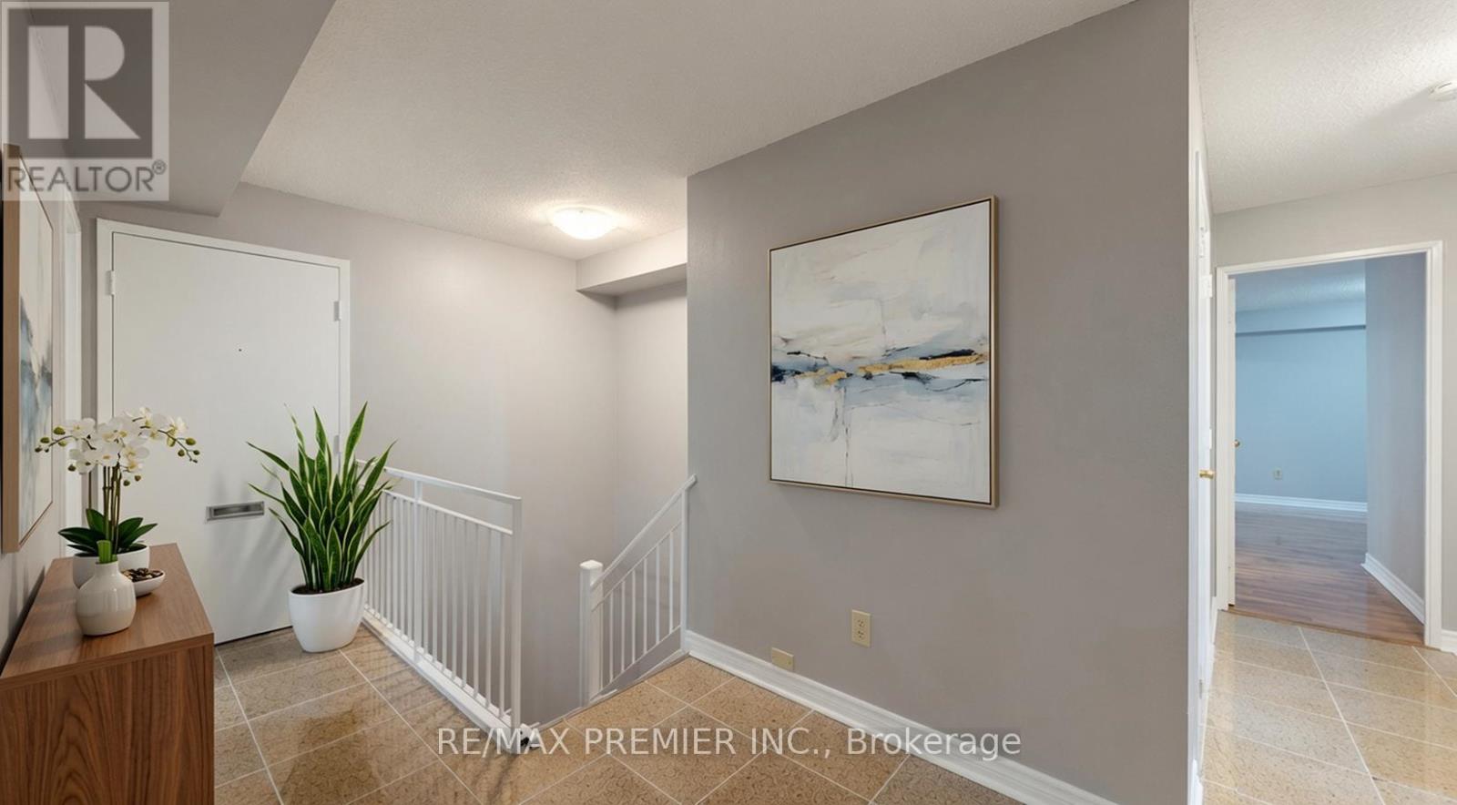 #51 1250 MISSISSAUGA VALLEY BOULEVARD - 16
