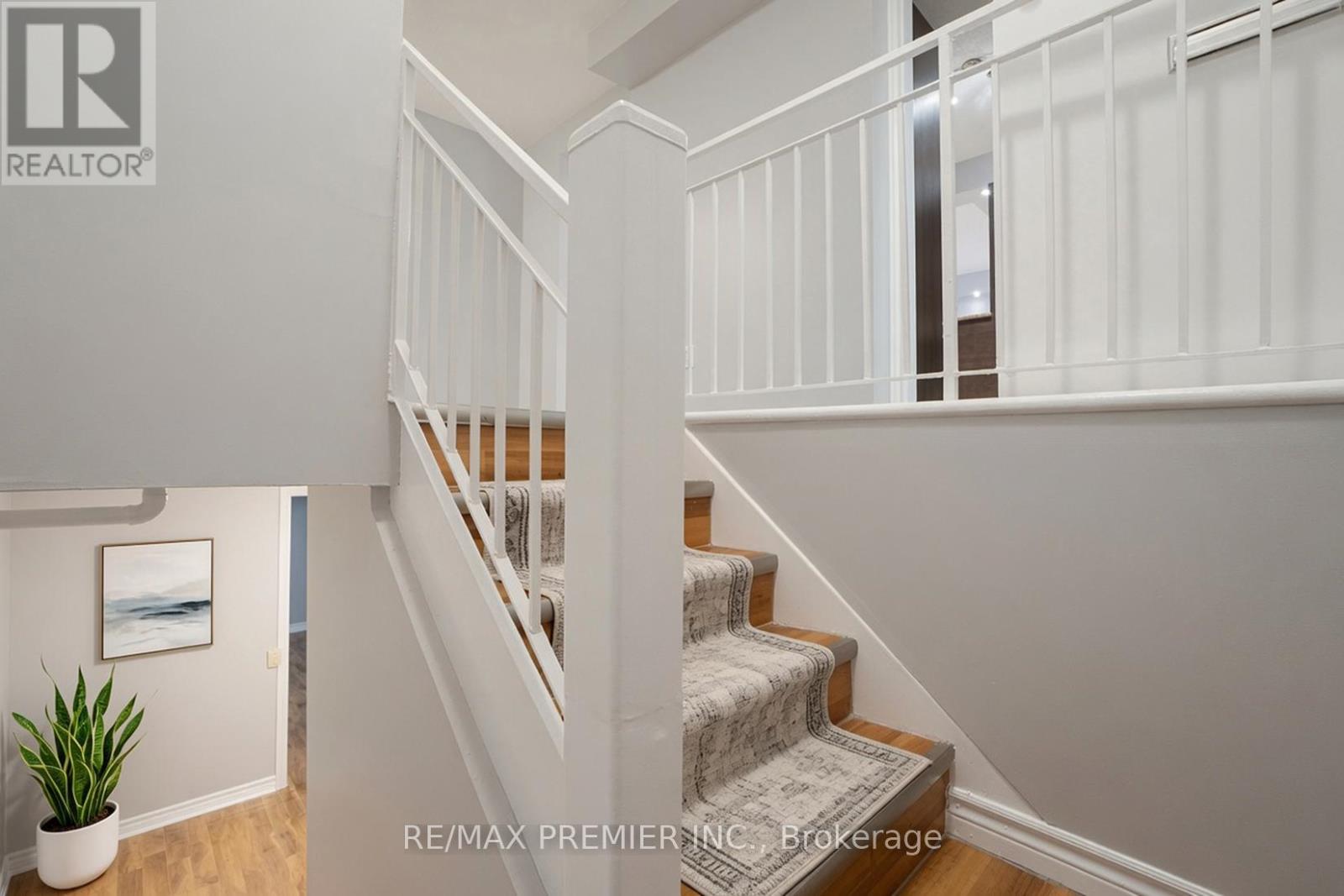 #51 1250 MISSISSAUGA VALLEY BOULEVARD - 17