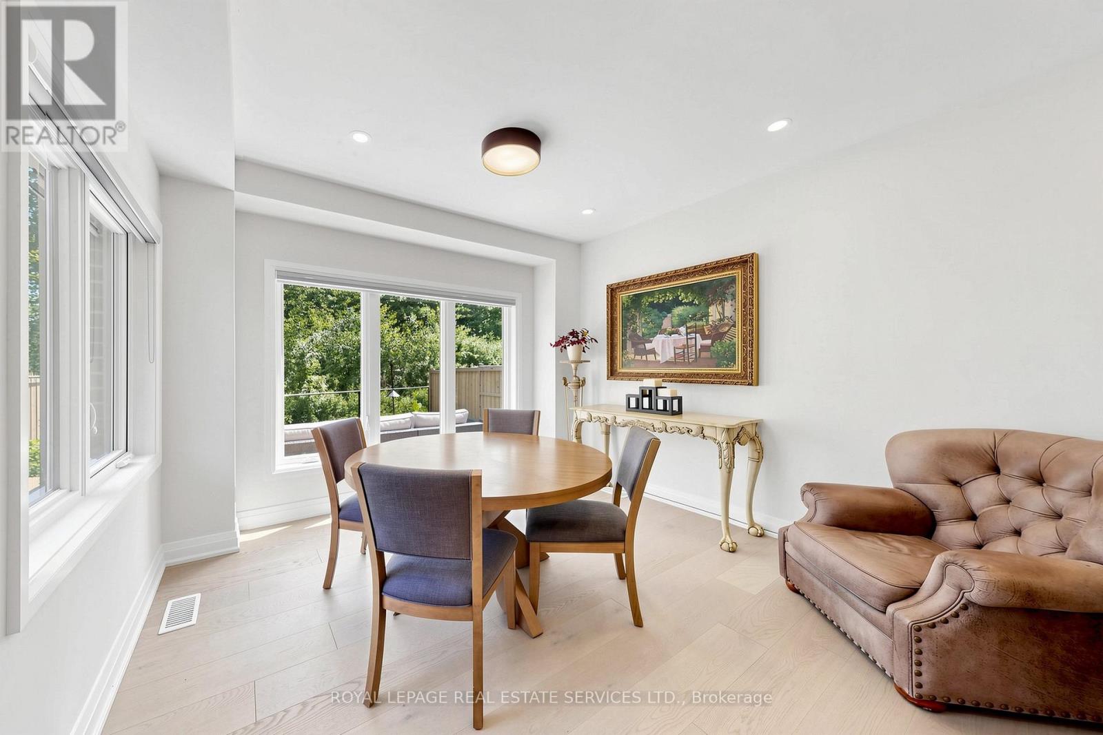 19 SUMMERBEAM WAY - 15