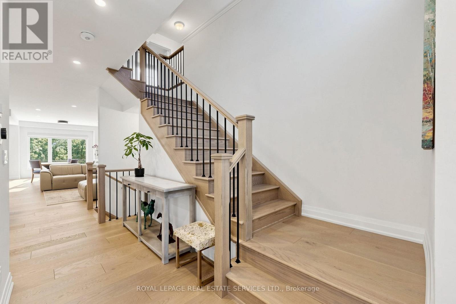 19 SUMMERBEAM WAY - 19