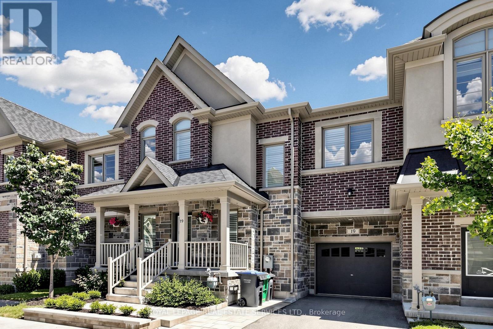 19 SUMMERBEAM WAY - 2