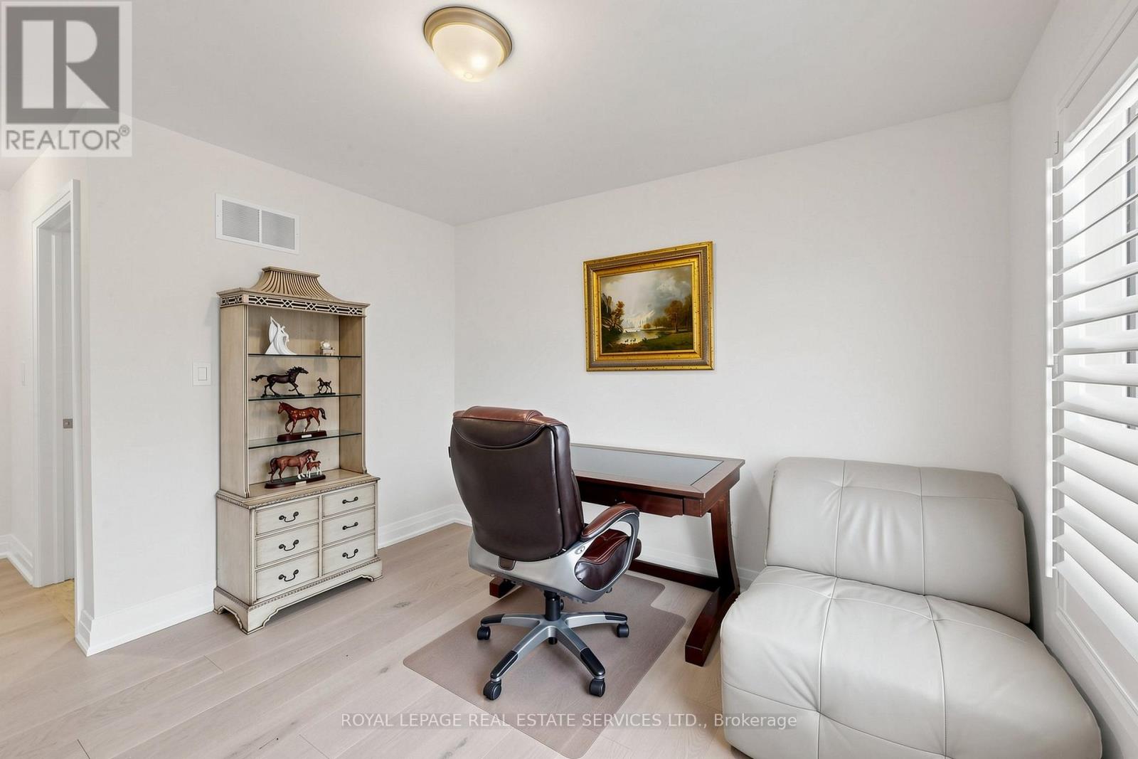 19 SUMMERBEAM WAY - 21