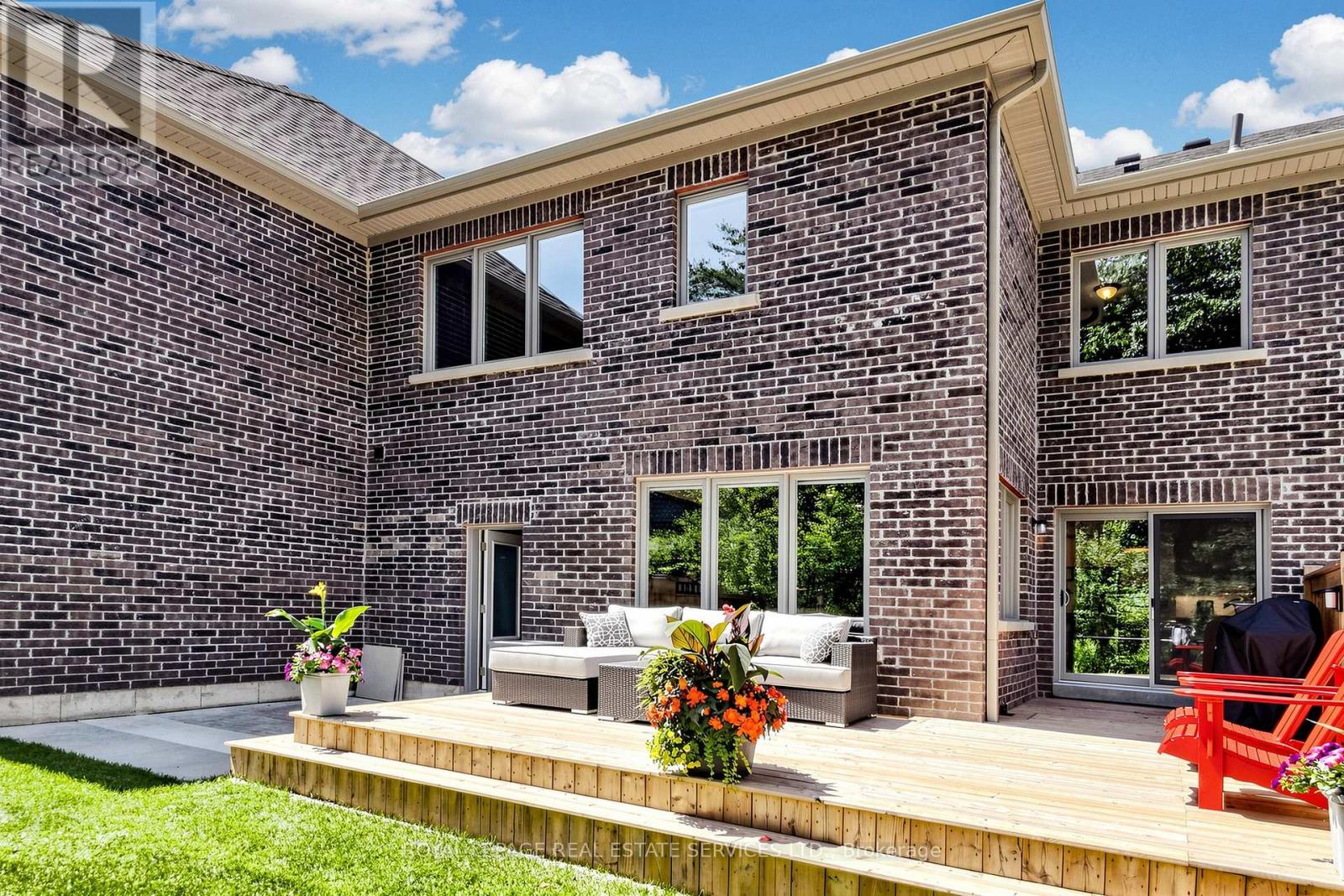 19 SUMMERBEAM WAY - 39
