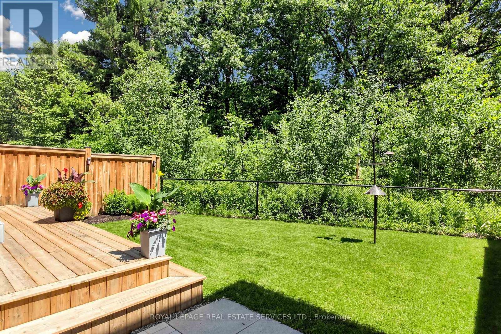 19 SUMMERBEAM WAY - 40